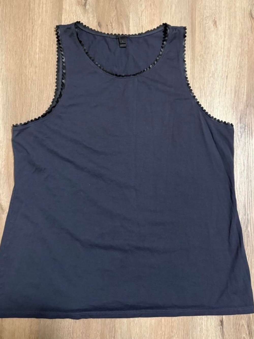 J.Crew navy blue tank top with faux leather scalloped Size L